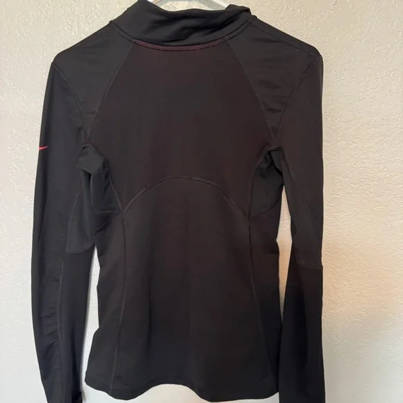 Nike Pro Hyperwarm Black and Red Top - Picture 4 of 4